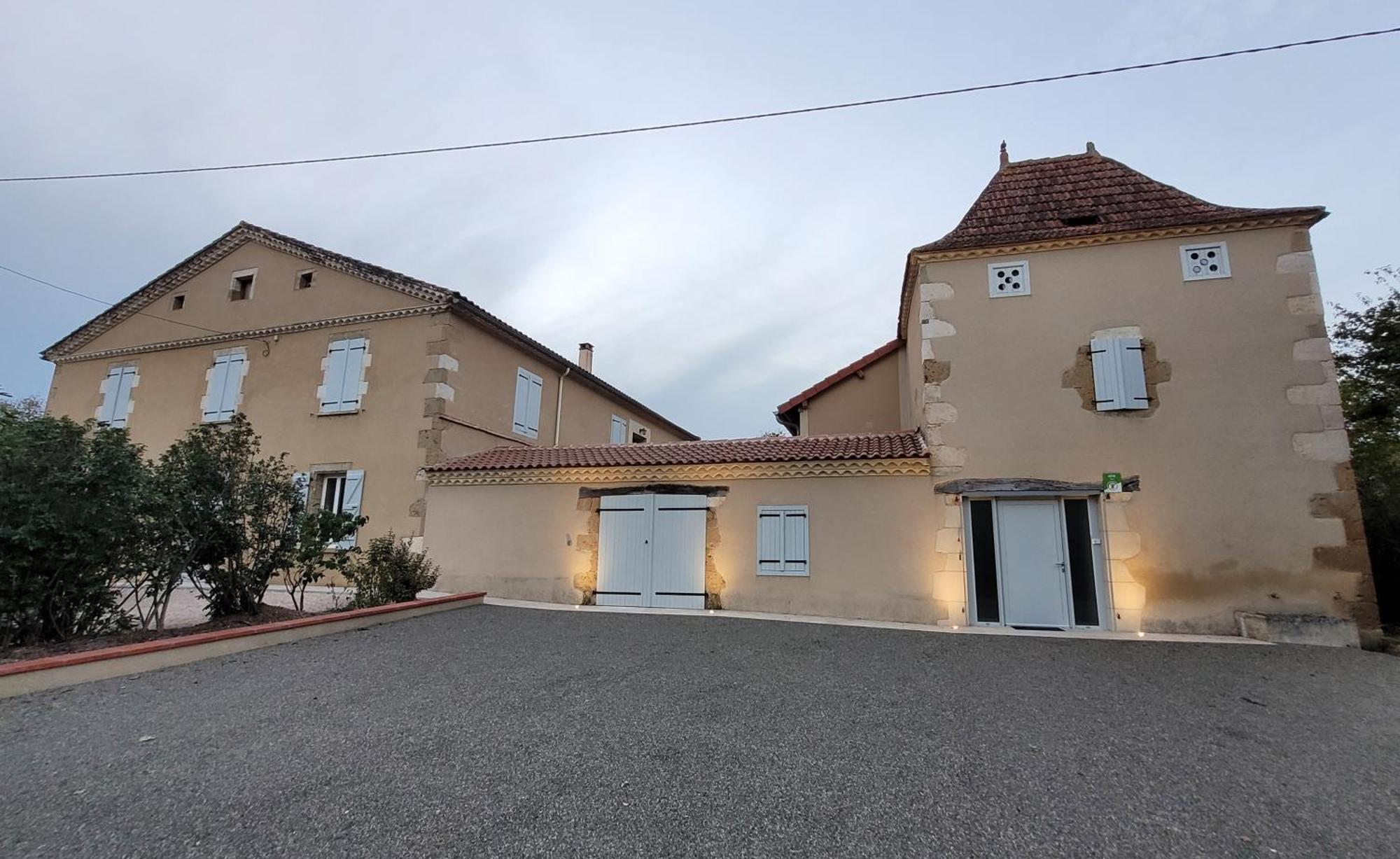 Gite Campagne Famille 15 Pers Piscine Chauffee Jeux Enfants Petanque Saint-Sauvy Kültér fotó
